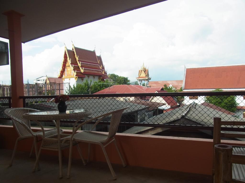 28 Rachabutr Hostel Ubon Ratchathani Room photo